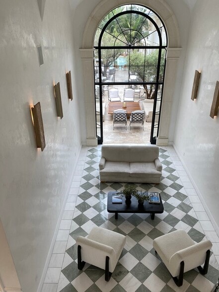 More Photos Of 1730 Western Ave, Los Angeles Hotel For Sale