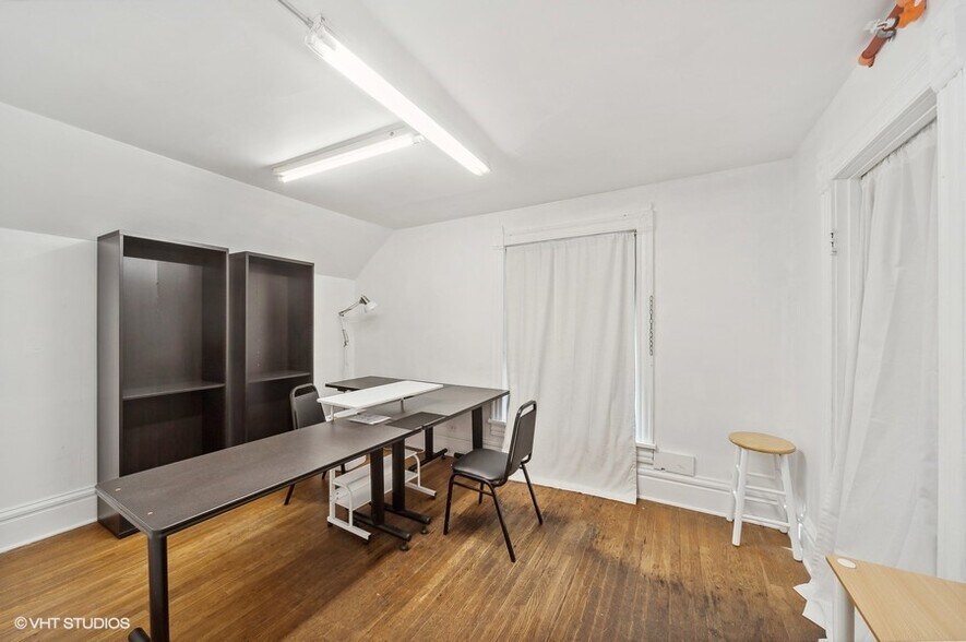 More Photos Of 1891 2nd St, Highland Park Freestanding For Sale