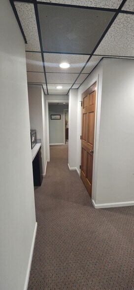 More Photos Of 149 Durham Rd, Madison Medical For Lease