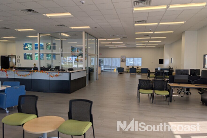 More Photos Of 5390 S US Highway 1, Fort Pierce Auto Dealership For Sale