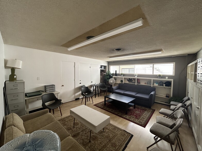 More Photos Of 701 W Broadway, Anaheim Religious Facility For Sale