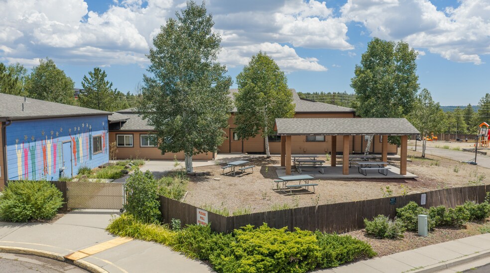 More Photos Of 850 N Locust St, Flagstaff General Retail For Sale