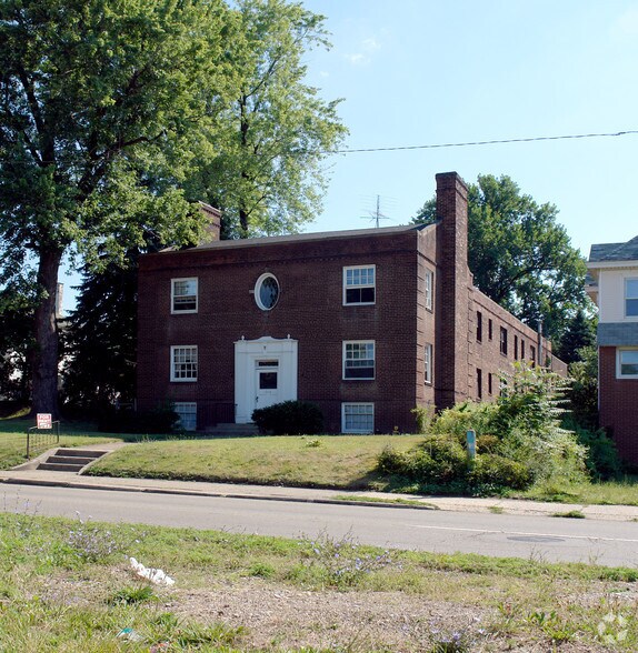 More Photos Of 1312 Cleveland Ave NW, Canton Apartments For Sale