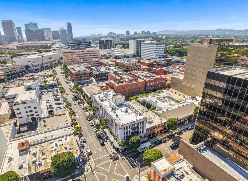 More Photos Of 409 N Camden Dr, Beverly Hills Office For Lease