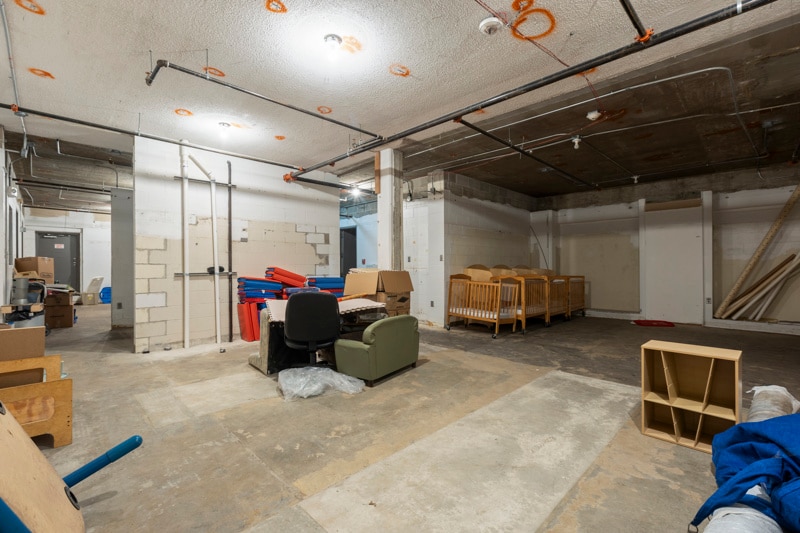 More Photos Of 702 E Grand Ave, Ponca City Office For Sale