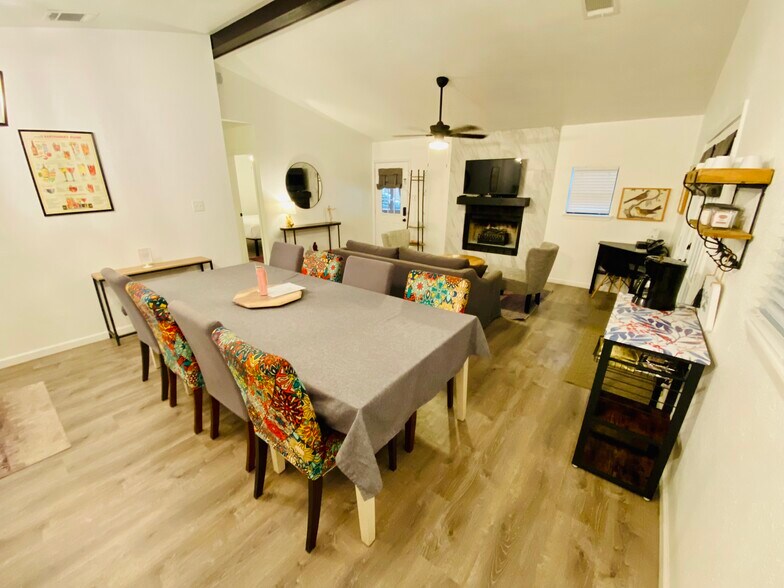 More Photos Of 104 Scudder Ln, Wimberley Hotel For Sale