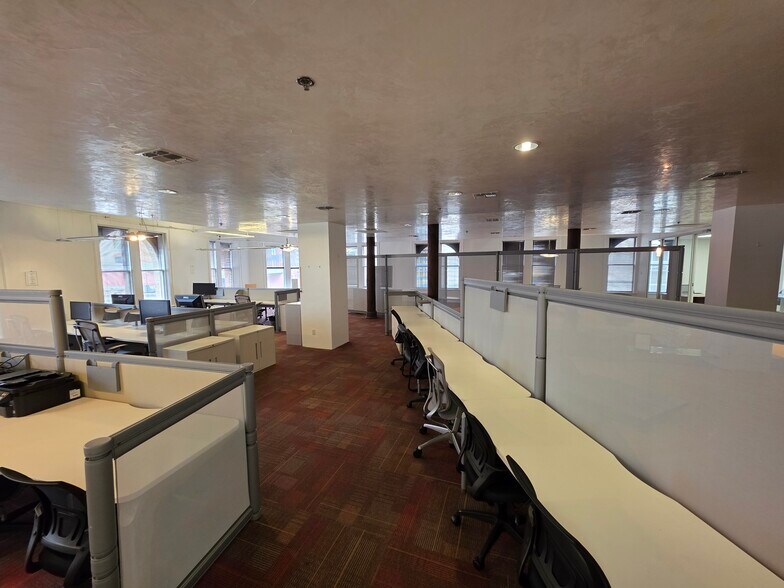 More Photos Of 110 Broadway St, San Antonio Coworking Space