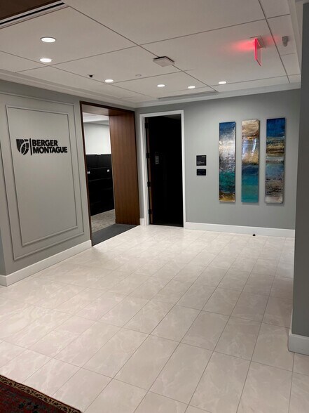 More Photos Of 1818 Market St, Philadelphia Office For Lease