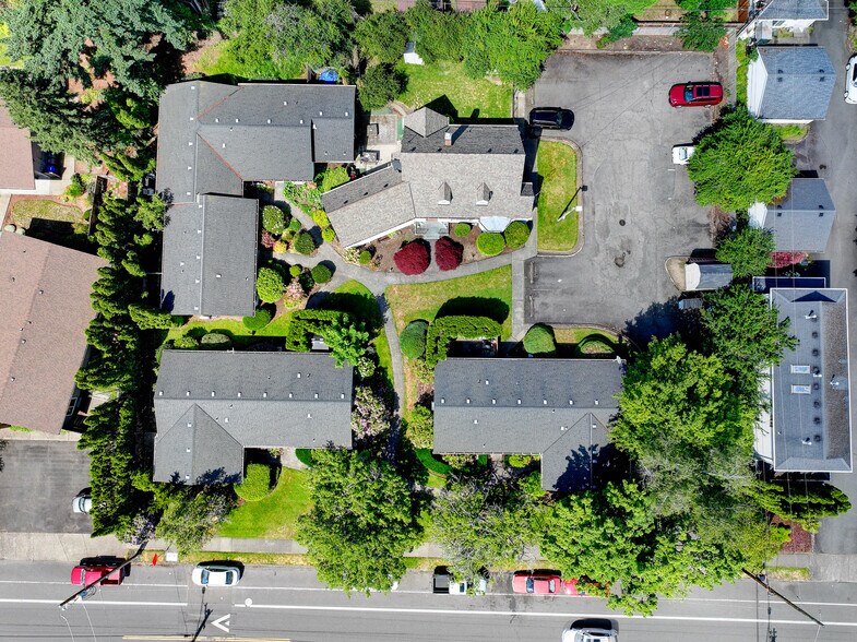 More Photos Of 1397-1407 SE 130th Ave, Portland Apartments For Sale