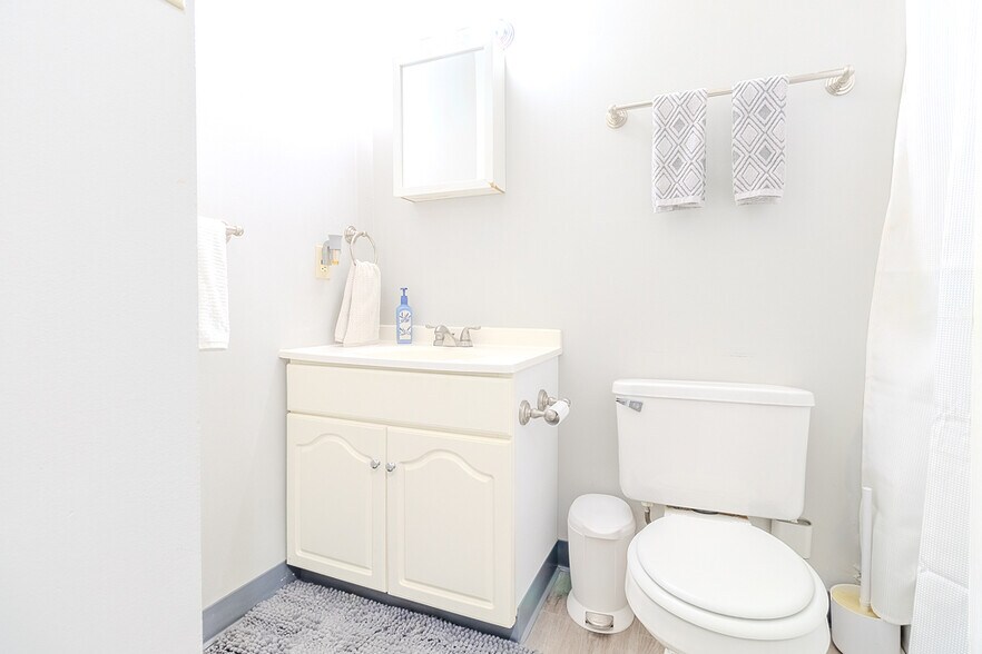 More Photos Of , Pittsburgh Multifamily For Sale