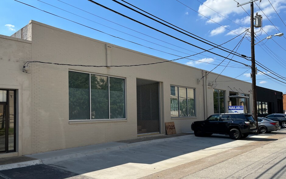 More Photos Of 1201 Slocum St, Dallas Unknown For Lease
