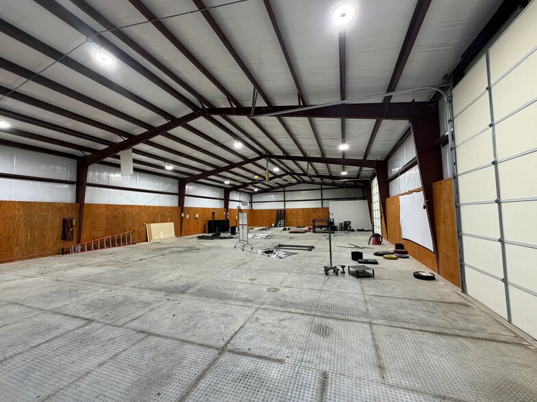 More Photos Of 2740 Global Pky, Oklahoma City Industrial For Lease