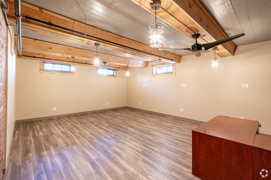 More Photos Of 6 Main Street Ext, Plymouth Office For Lease