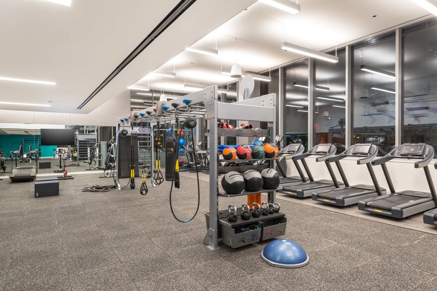 More Photos Of 151 N Franklin St, Chicago Office For Lease