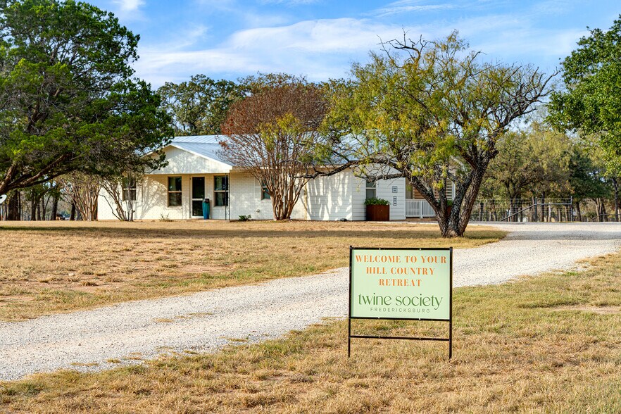 More Photos Of 67 Shaun Ln, Fredericksburg Apartments For Sale