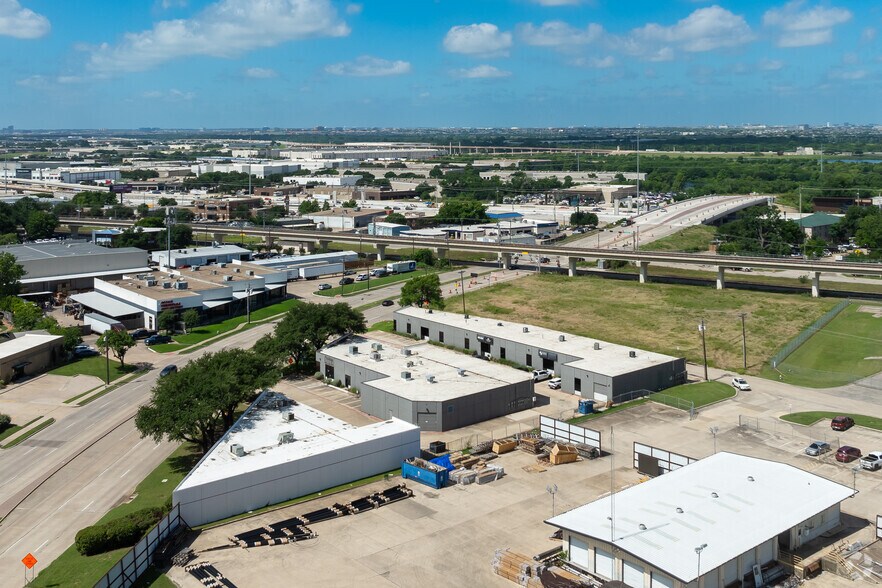 More Photos Of 1911 Old Denton Rd, Carrollton Unknown For Lease