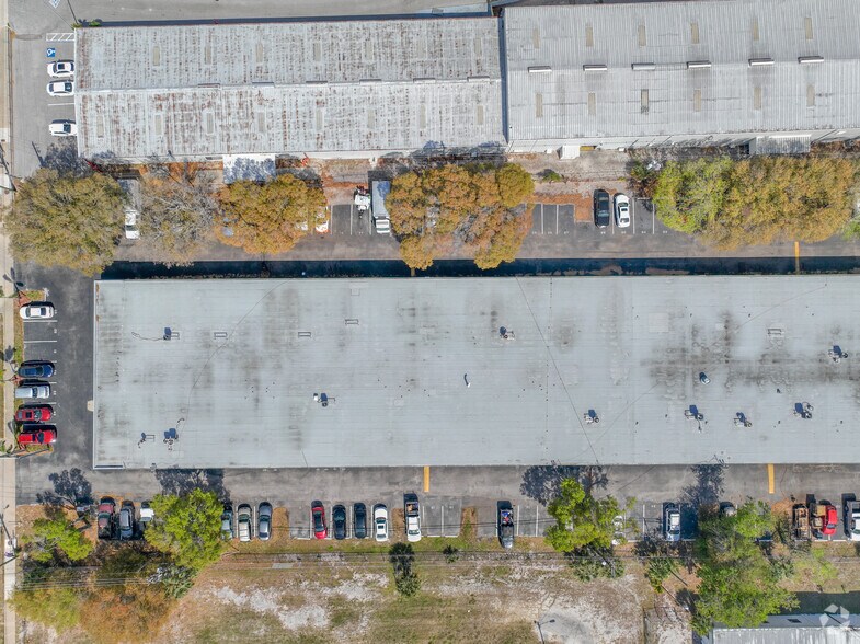 More Photos Of 14605 49th St N, Clearwater Light Distribution For Lease