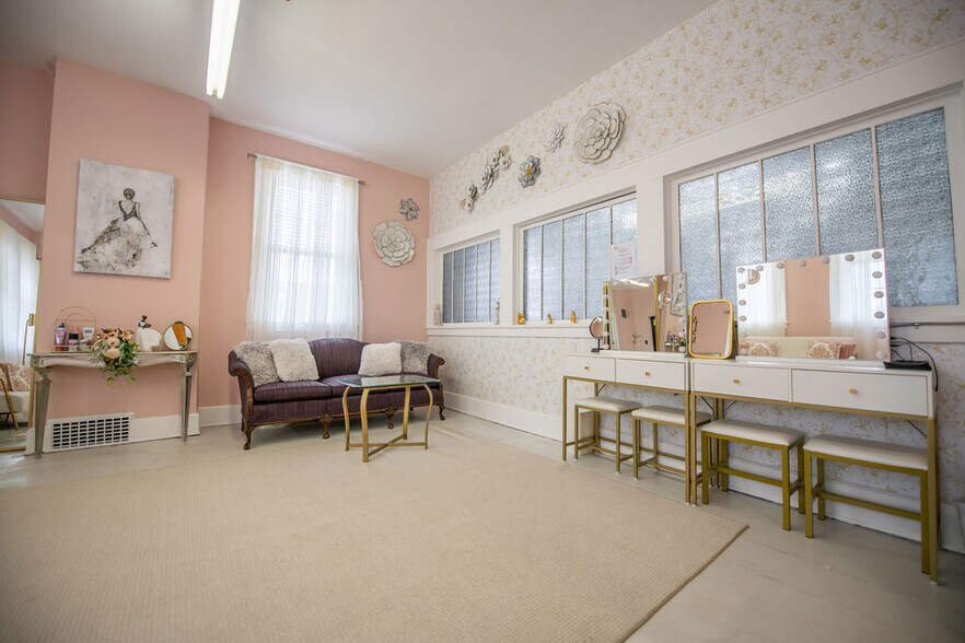 More Photos Of 14760 Gaskill Dr NE, Alliance Daycare Center For Sale