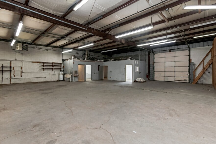 More Photos Of 1024-1026 3rd Ave S, Nashville Warehouse For Sale