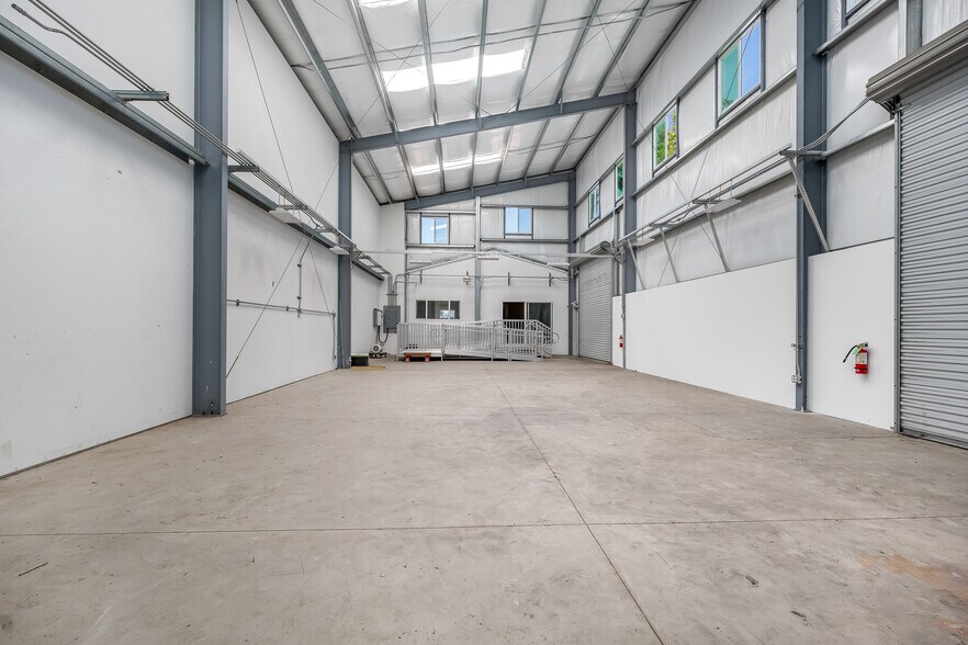 More Photos Of 7687 Lemon Ave, Lemon Grove Warehouse For Sale