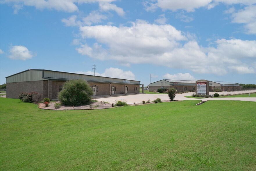 More Photos Of 5796 E Highway 114, Haslet Storefront Retail Office For Lease