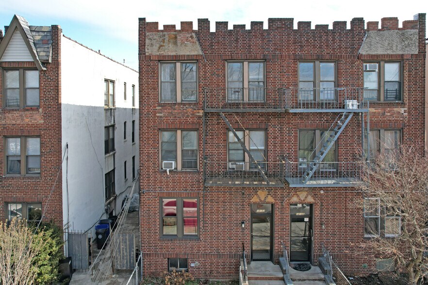 Primary Photo Of 1053 115th St, College Point Apartments For Sale