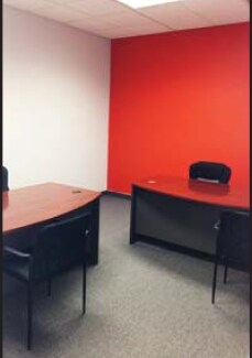 More Photos Of 405 S Washington Blvd, Mundelein Office For Sale