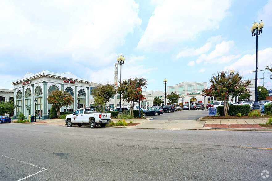 Primary Photo Of 520-536 W 21st St, Norfolk Unknown For Lease