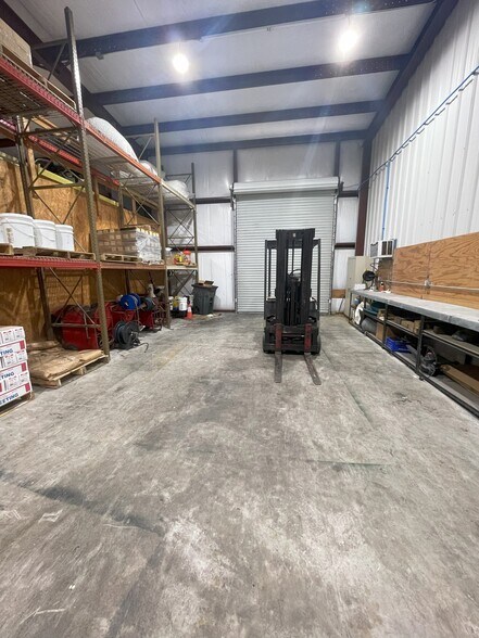 More Photos Of 2443 St Johns Bluff Rd S, Jacksonville Service For Sale