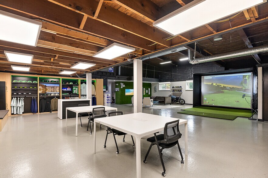 More Photos Of 22007 Woodward Ave, Ferndale Loft Creative Space For Sale