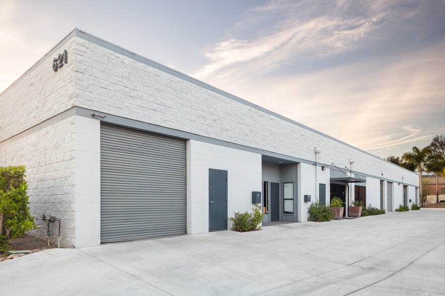 More Photos Of 621 S Andreasen Dr, Escondido Manufacturing For Sale