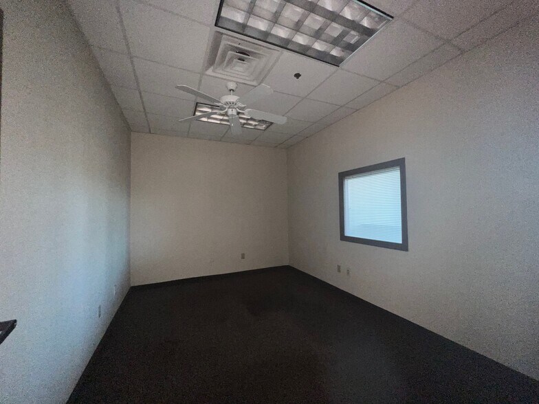 More Photos Of 12409 W Indian School Rd, Avondale Office For Sale