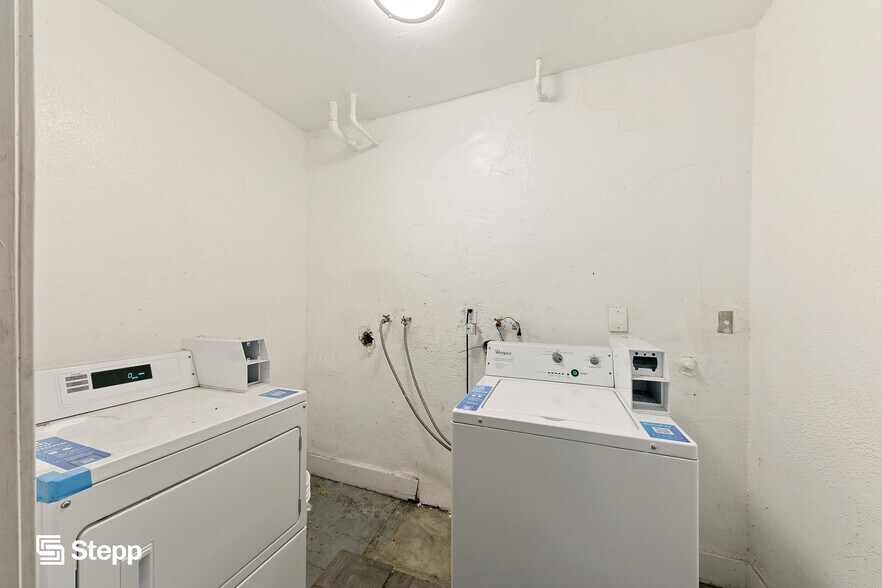 More Photos Of 1019 Lewis Ave, Long Beach Apartments For Sale