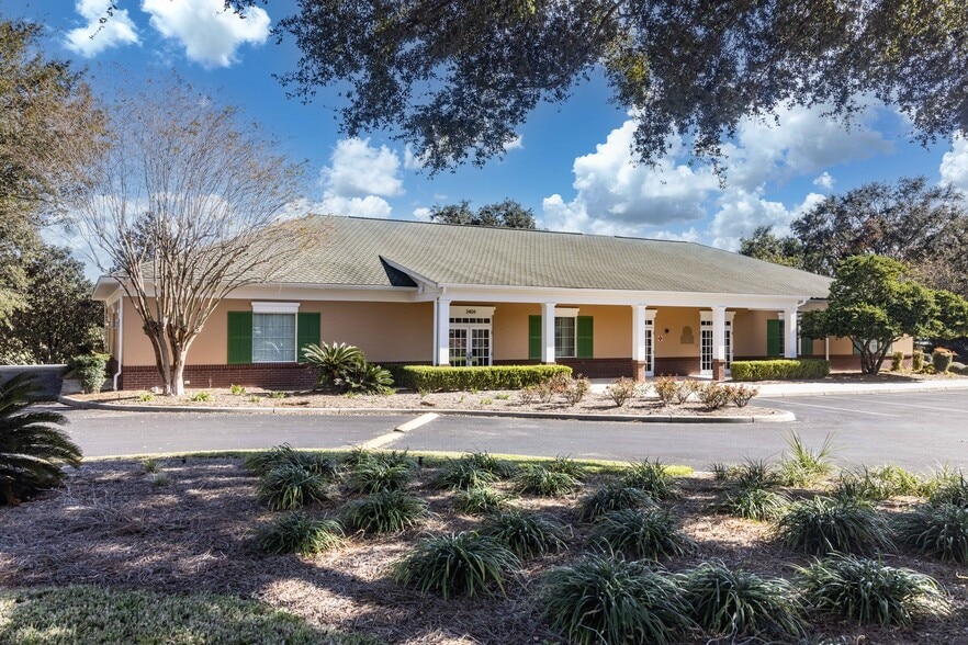 More Photos Of 3400 Southern Trce, The Villages Office For Sale