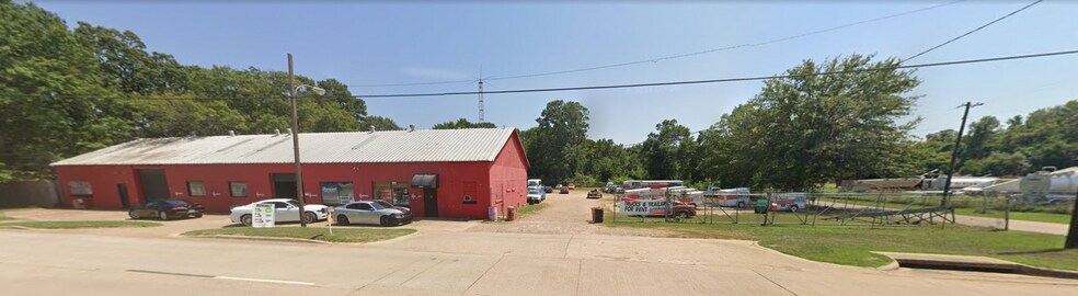 Primary Photo Of 2507 W 7th St, Texarkana Truck Terminal For Sale