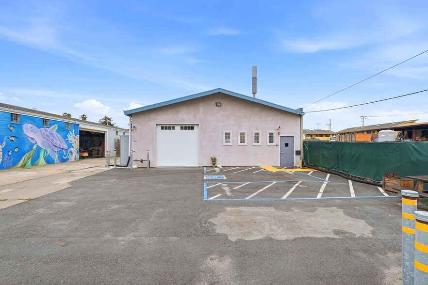 Primary Photo Of 1035 17th Ave, Santa Cruz Warehouse For Sale