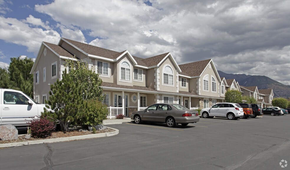 Primary Photo Of 1390-1416 W State Rd, Pleasant Grove Office For Sale