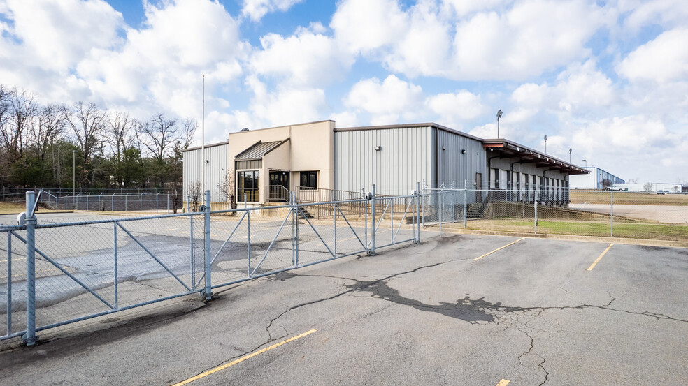 Primary Photo Of 175 Tilk Rd, Conway Warehouse For Lease