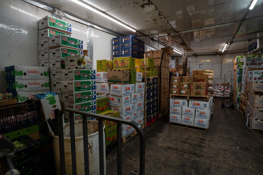More Photos Of 1217 NW 21st St, Miami Refrigeration Cold Storage For Lease