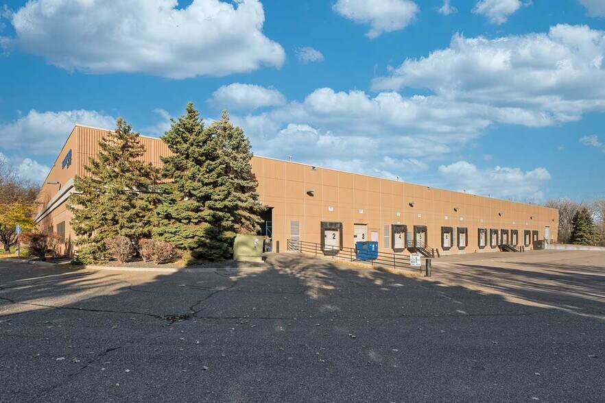 More Photos Of 7624 Boone Ave N, Brooklyn Park Manufacturing For Sale