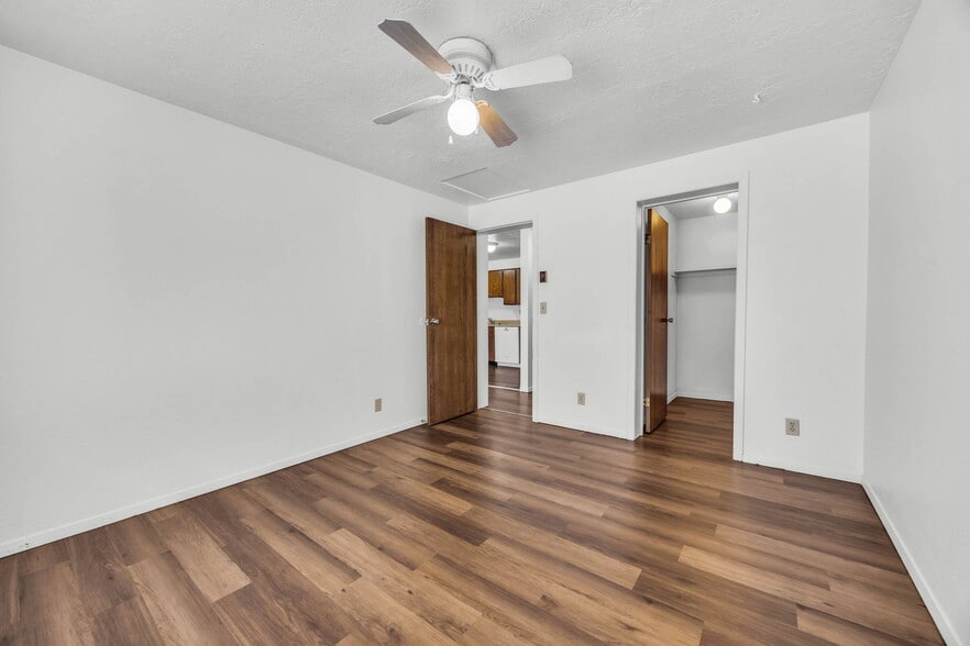 More Photos Of 370 Aria Blvd, Wendover Apartments For Sale