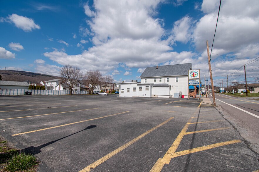 More Photos Of 291 Main St, Eynon Restaurant For Sale