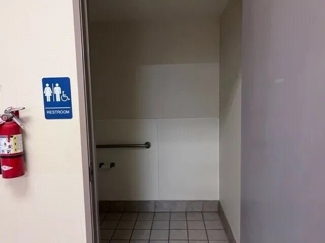 More Photos Of 135 E Ray Rd, Chandler Unknown For Lease