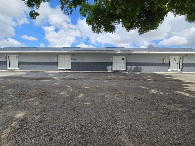 More Photos Of 11151 66th St N, Largo Office For Lease