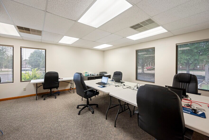 More Photos Of 3768 Rome Dr, Lafayette Office For Lease