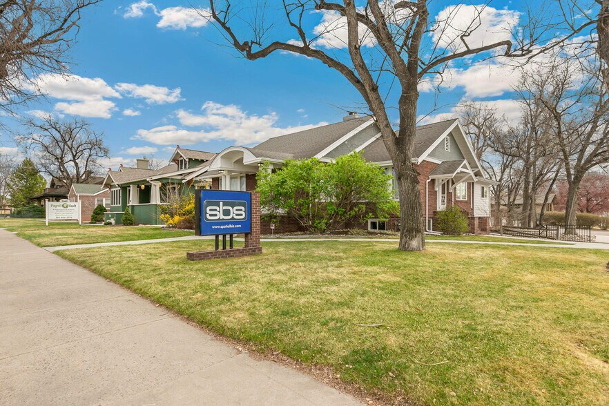 More Photos Of 1890 W Littleton Blvd, Littleton Office For Sale