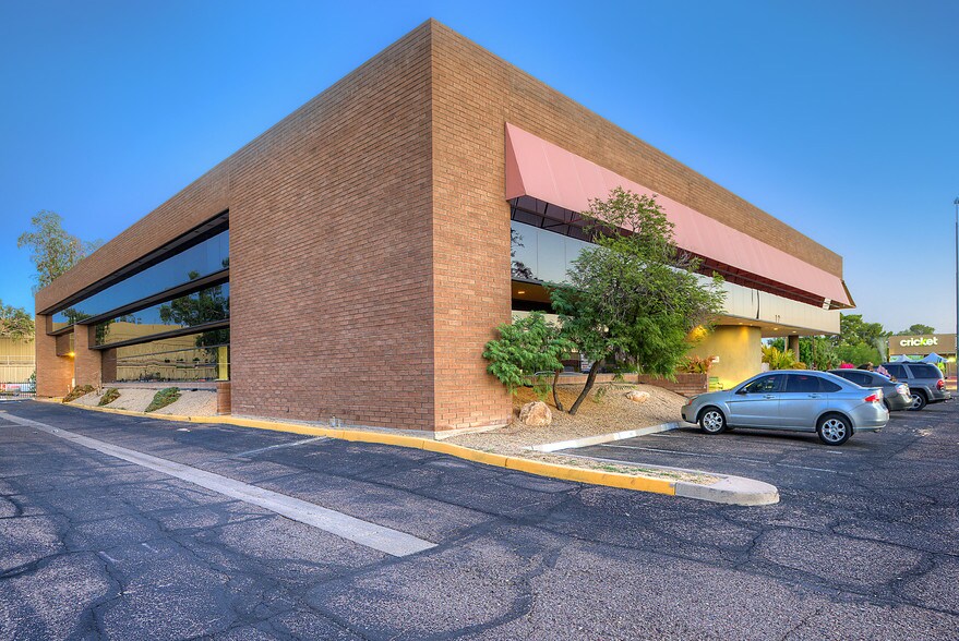 More Photos Of 1710 E Indian School Rd, Phoenix Medical For Lease