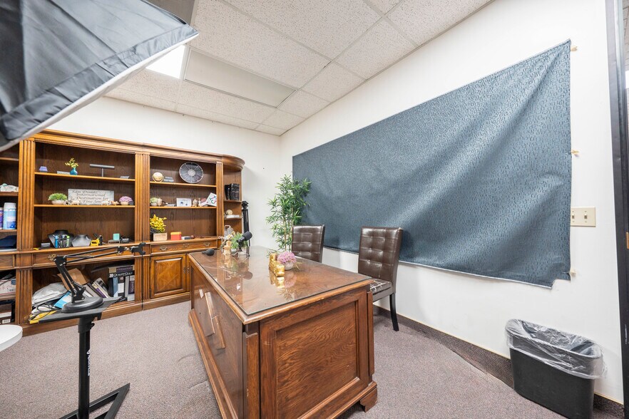 More Photos Of 910 N Amelia Ave, San Dimas Office For Lease