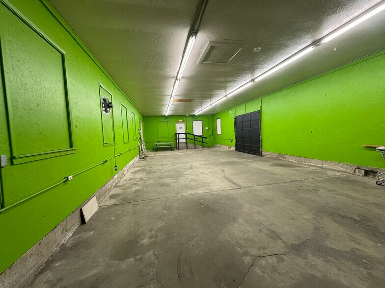 More Photos Of 850 Beatty St, Medford Office For Lease