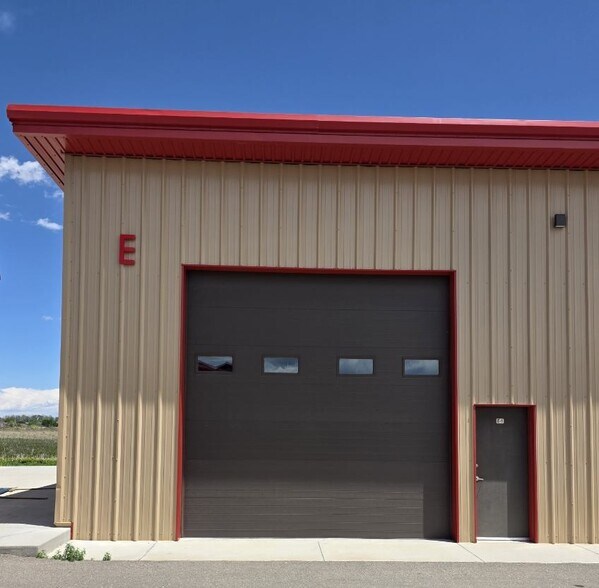 More Photos Of 341 1st St, Mead Warehouse For Sale